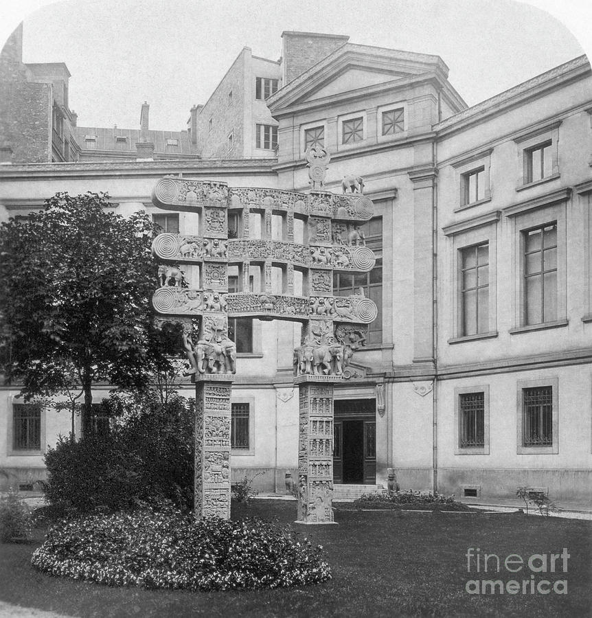 Musee Guimet, 1904 Photograph by Granger