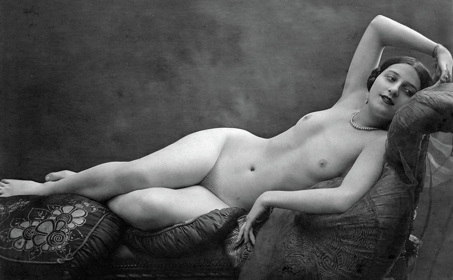 Naked Woman lying on a Sofa Painting by French Nude Postcard