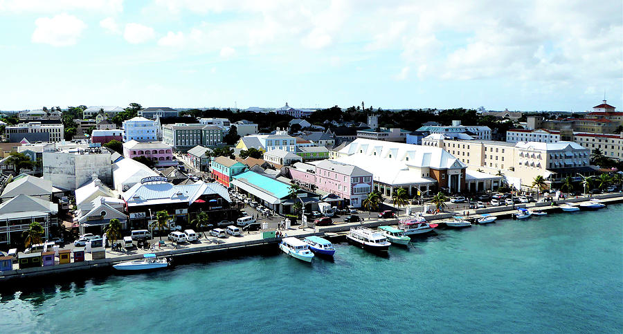 Nassau Port Photograph by Lee Cochran - Fine Art America