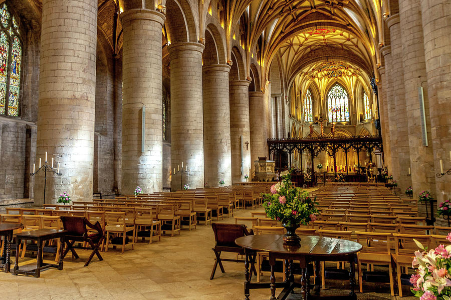 Nave and Altar of Tewkesbury Abbey Photograph by W Chris Fooshee