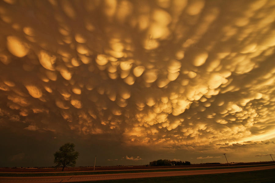 Nebraska Mammatus Clouds Photograph by Ryan Crouse