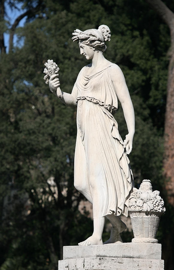 Neo-Classical sculpture of a woman - Piazza del Popolo, Rome Photograph by Romaoslo