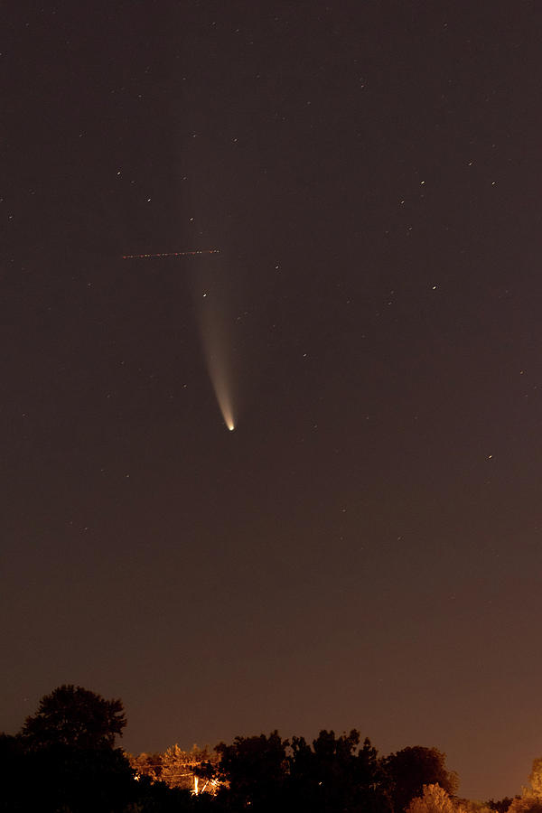 Neowise Comet 7-12 KC5 Photograph by Steve Ferro