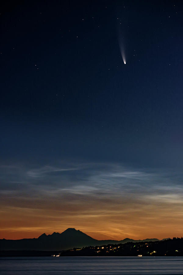 Neowise Comet and Mt Baker Photograph by Bill Ray