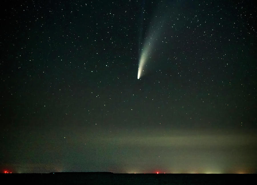 Neowise Comet over Lake Huron - Sandpoint, Caseville, Michigan USA ...