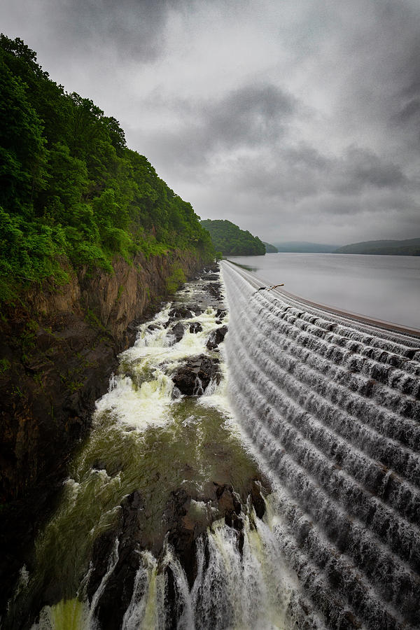 New Croton Dam Photograph by Glenn Davis