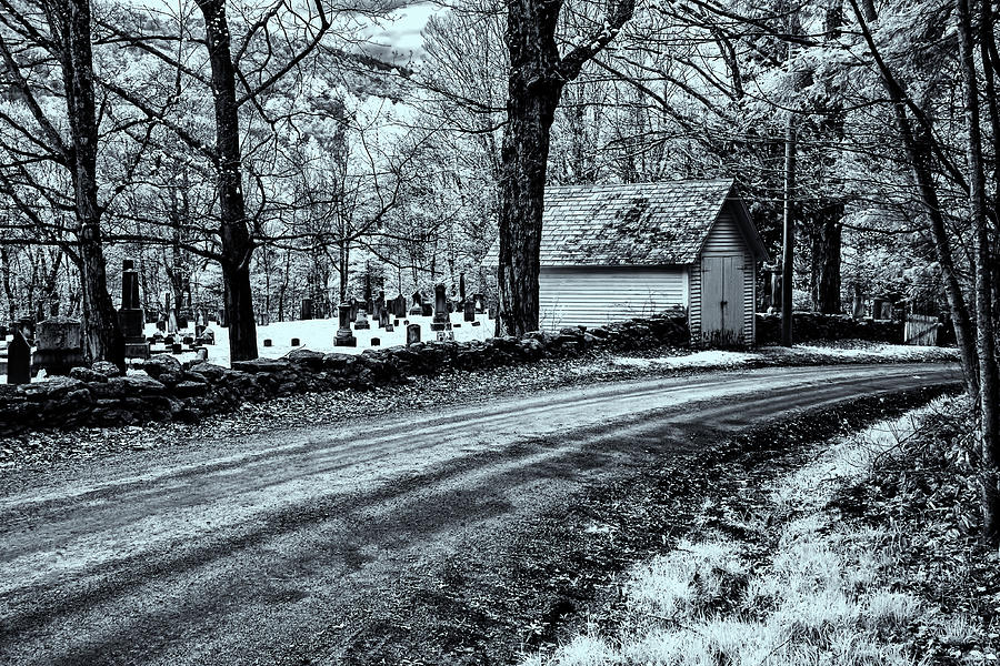 New England Cemetery Photograph by Tom Singleton