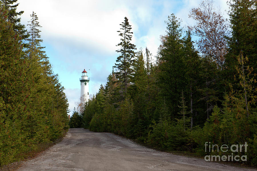 New Presque Isle Lighthouse Photograph by Rich S