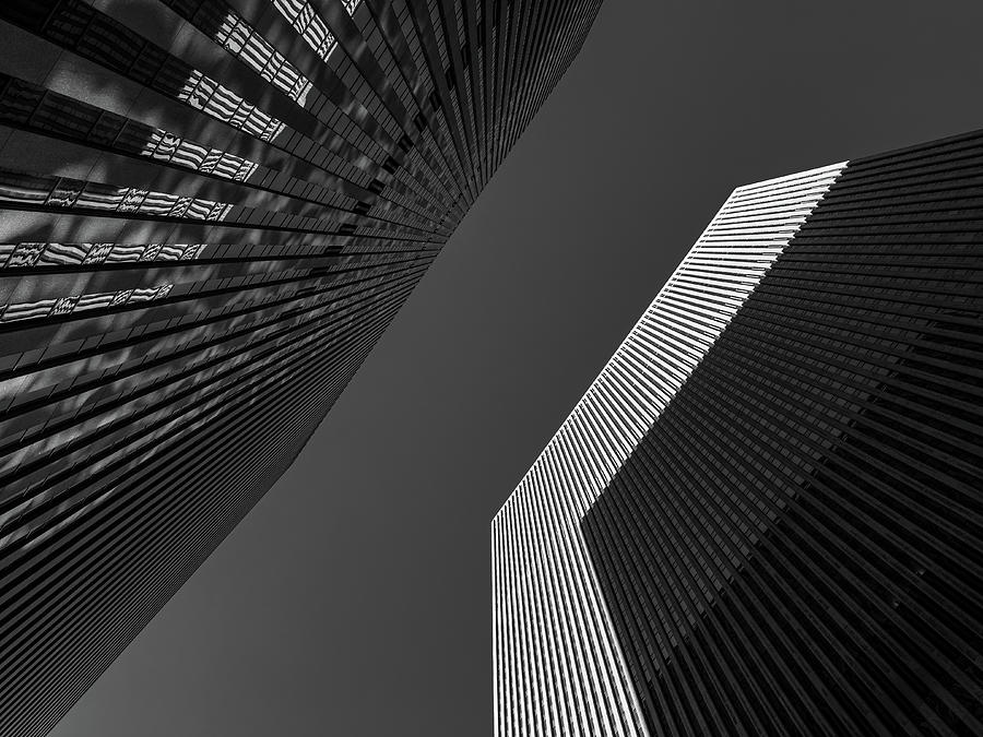 Black And White Photograph - New York City 37 by Tom Uhlenberg