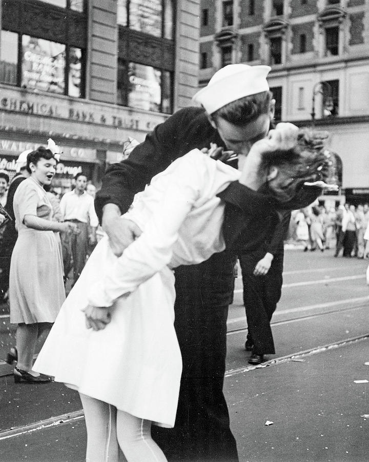 Black And White Photograph - New York City celebrating the surrender of Japan by Victor Jorgensen