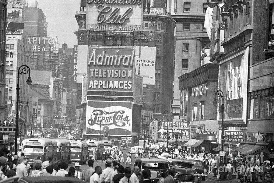 New York Times Square Photograph By Angelo Rizzuto - Fine Art America