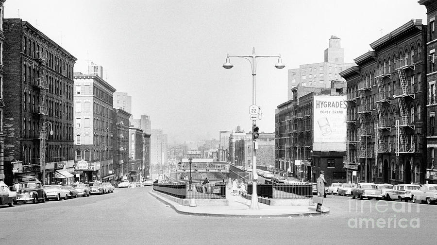 New York - View Of Park Avenue, 1959 Photograph by Angelo Rizzuto ...