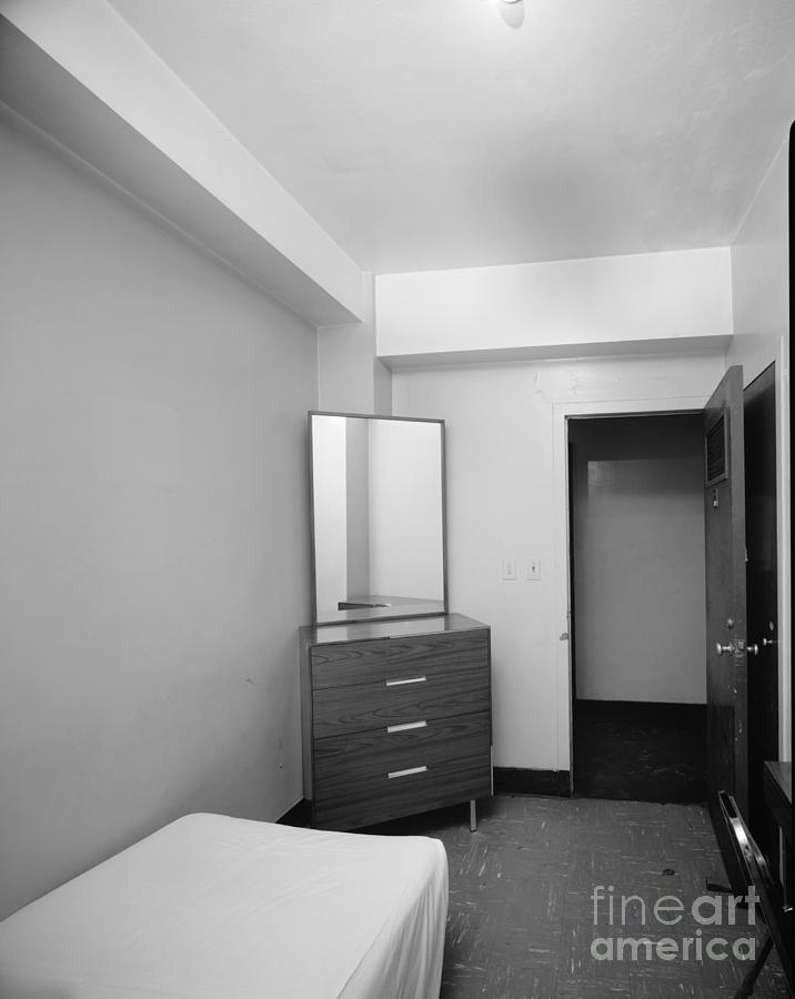 New York Ymca Room, 1979 Photograph by Dynecourt Mahon