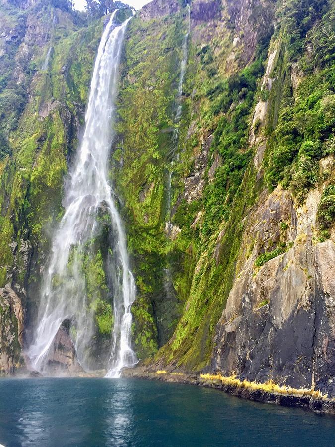 new zealand waterfall road