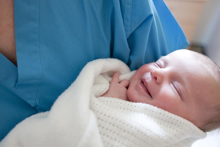 Newborn baby Photograph by Science Photo Library - IAN HOOTON