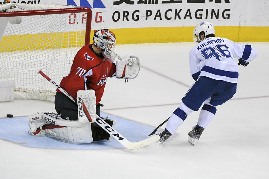 NHL: FEB 20 Lightning at Capitals Photograph by Icon Sportswire