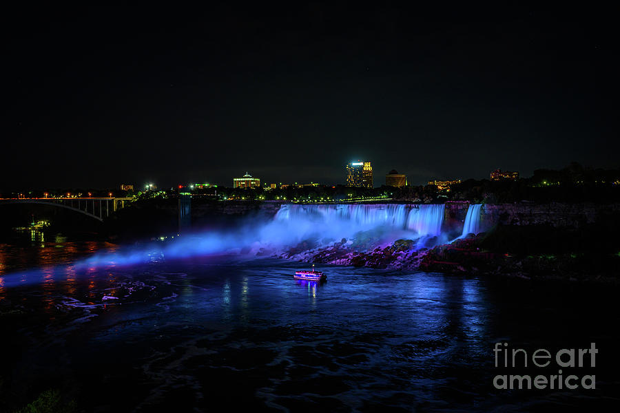 Niagara Falls at Night Photograph by Stef Ko