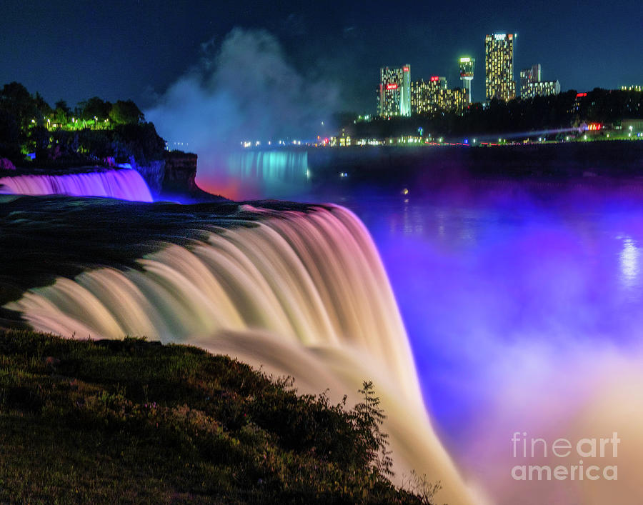 Niagara Falls in evening Photograph by Izet Kapetanovic