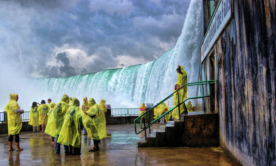 Niagara Falls Raincoats Painting by Christopher Arndt