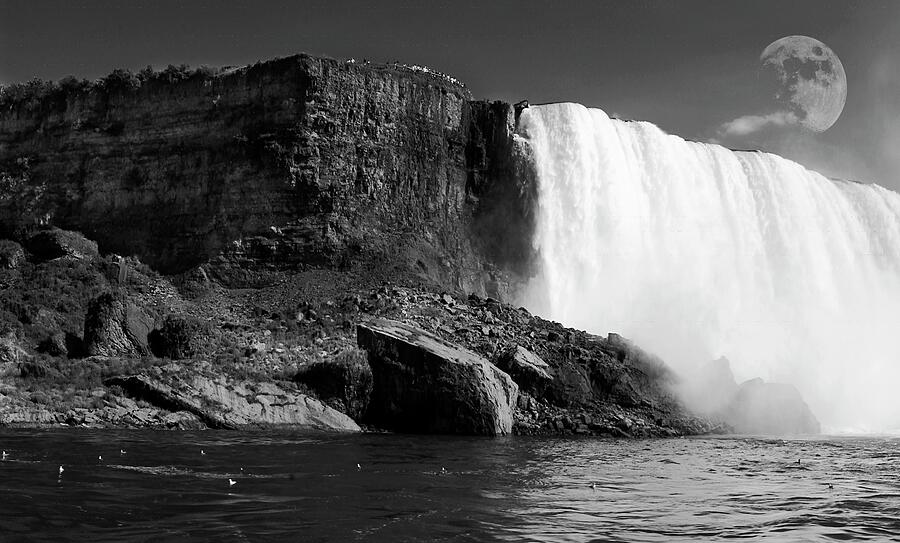 Niagara Falls Canada #1 Photograph by Bob Pardue