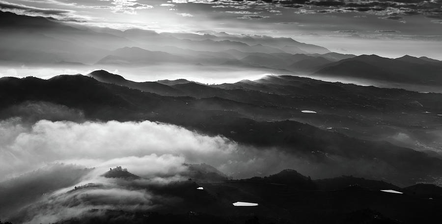Niebla marina Photograph by Gary Browne