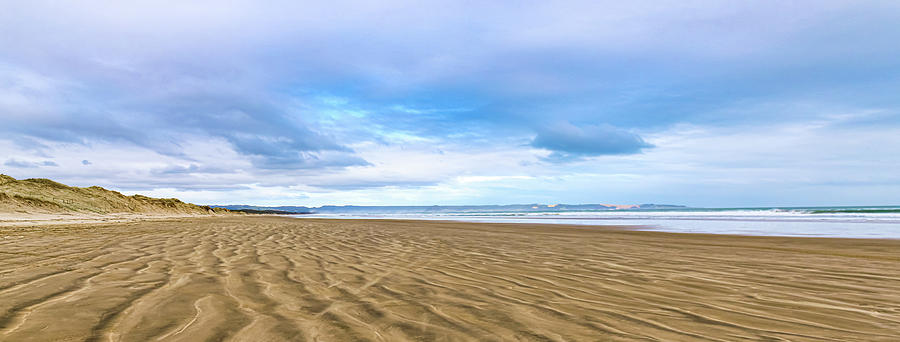 Ninety Mile Beach NZ Photograph by John Marr