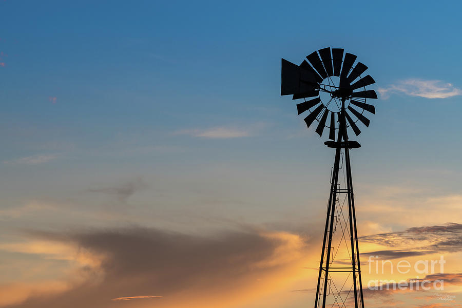 Nixa Windmill Wheel Sunset Photograph by Jennifer White