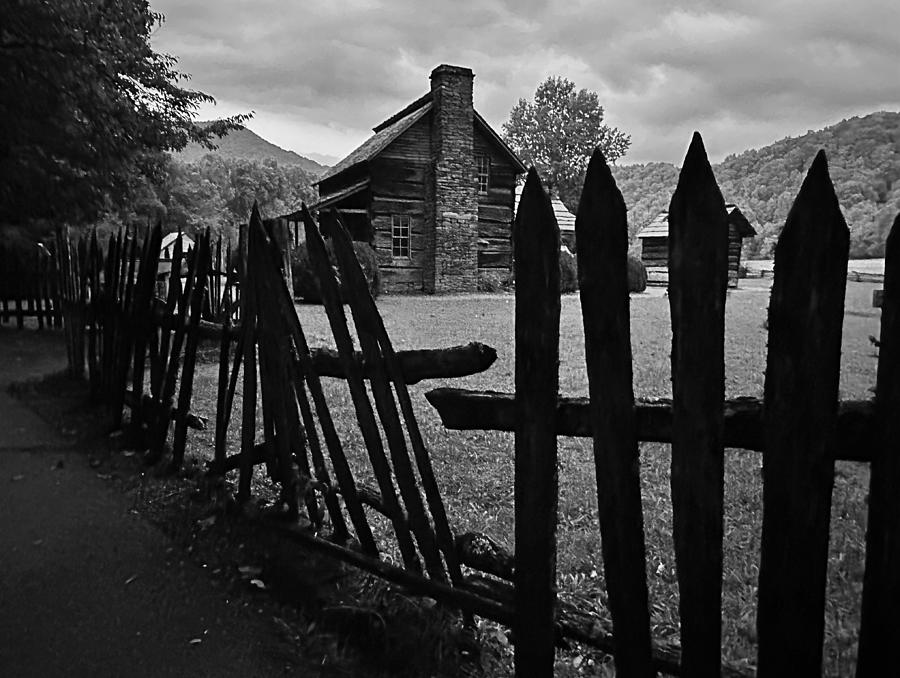 No Fences BW Photograph by Lee Darnell