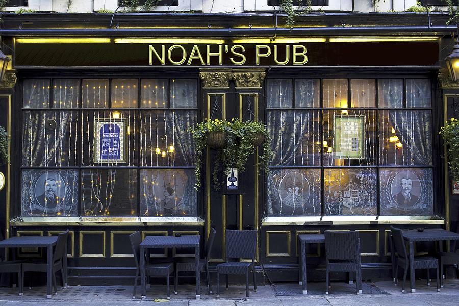 Noahs Designer Pub Photograph