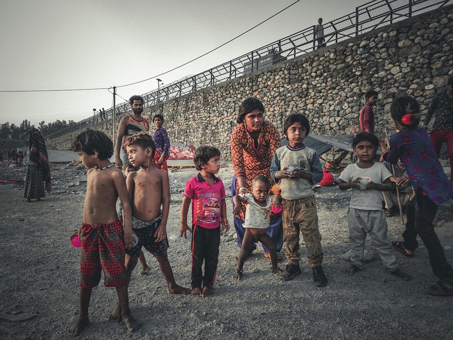 Nomad Kids Playing In Bilaspur Photograph by Parth Sharma - Pixels