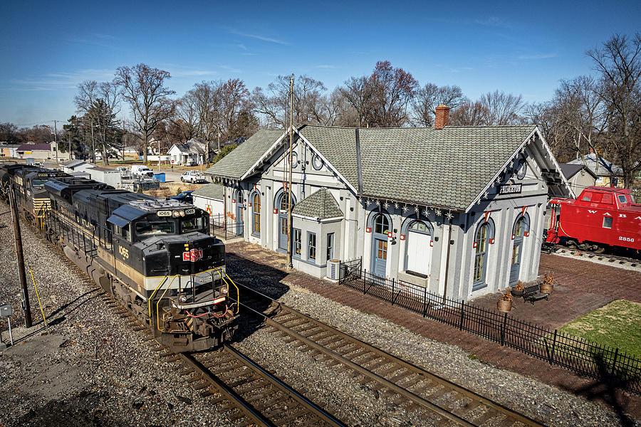 Norfolk Southern railway Savannah and Atlanta 1065 Heritage Unit at Princeton IN Photograph by Jim Pearson