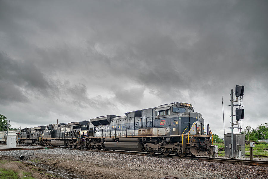 Norfolk Southern Railway Wabash heritage unit at Mt. Vernon IL Photograph by Jim Pearson