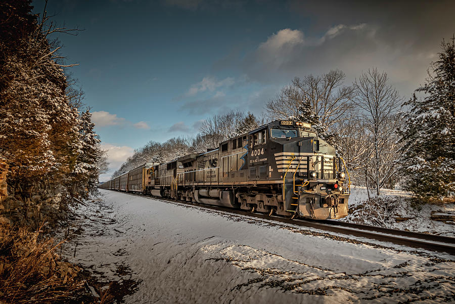 Norfolk Southern Sonic Bonnets at Ramsey Indiana Photograph by Jim Pearson