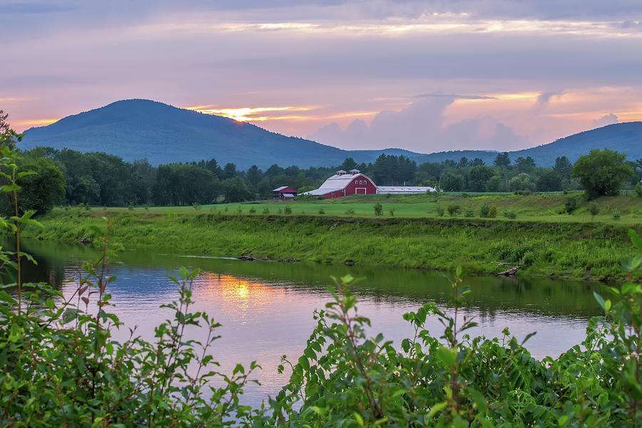North Country Barn Sunset Photograph by Chris Whiton