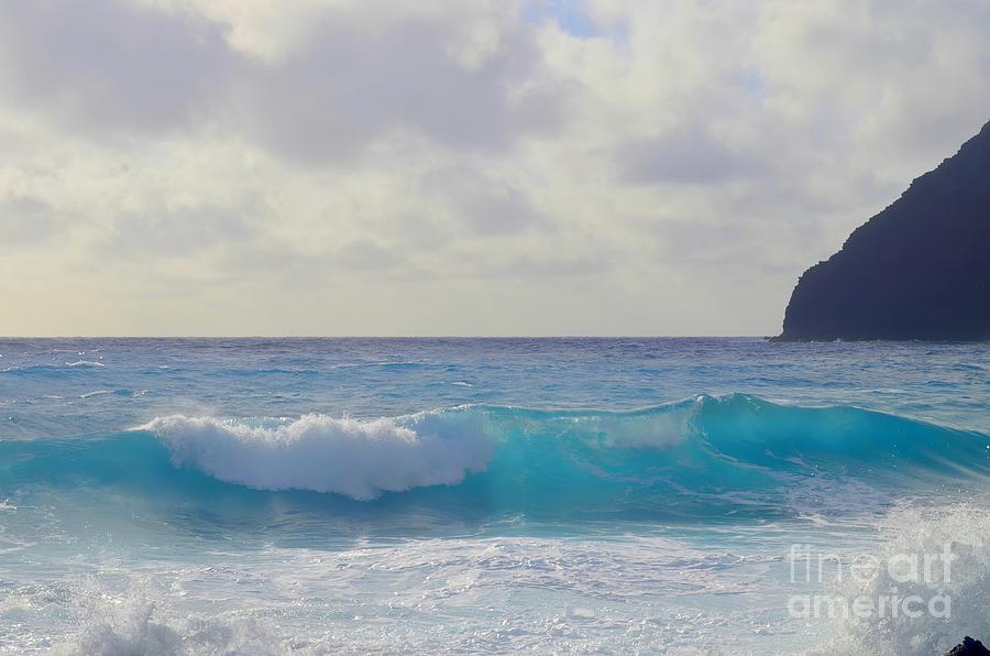 North Shore Aqua Waves Photograph by Mary Deal