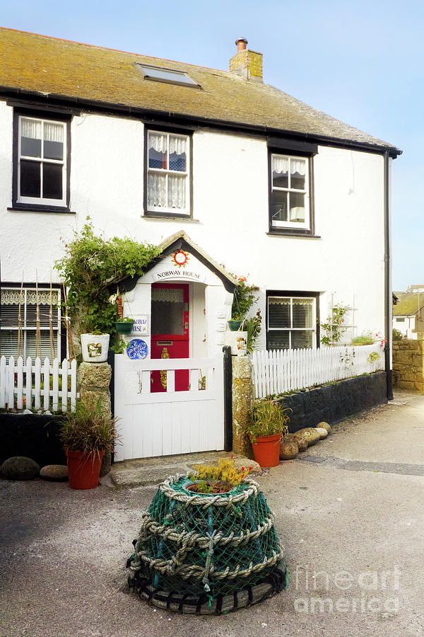 Norway House St Ives Photograph by Terri Waters