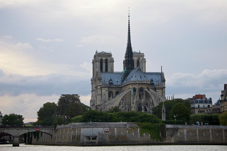 Notre-Dame Morning Photograph by Sean Hannon