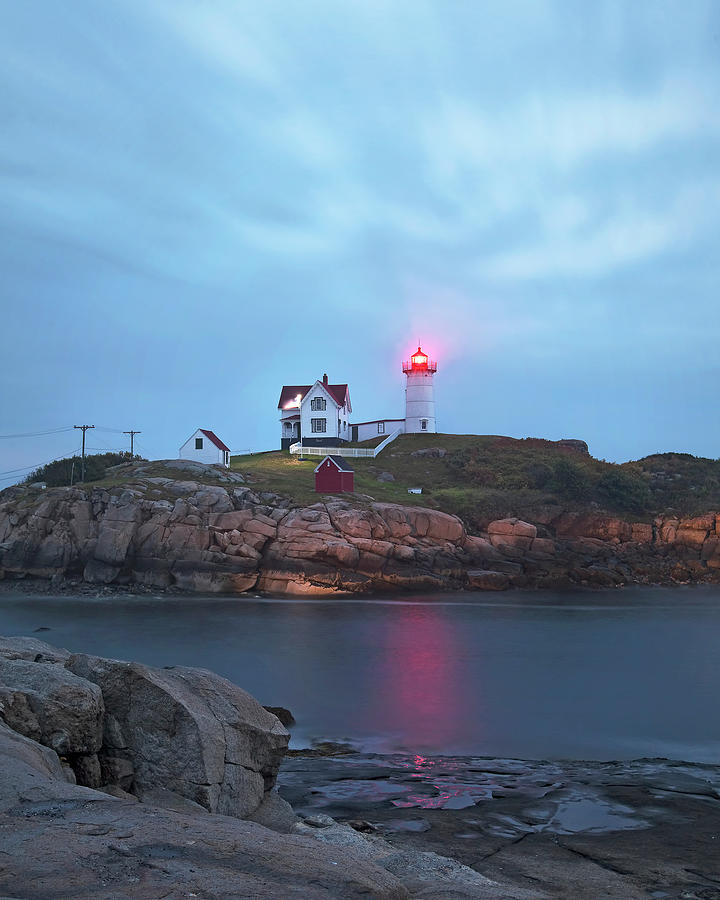 Nubble at Dusk Photograph by Eric Gendron