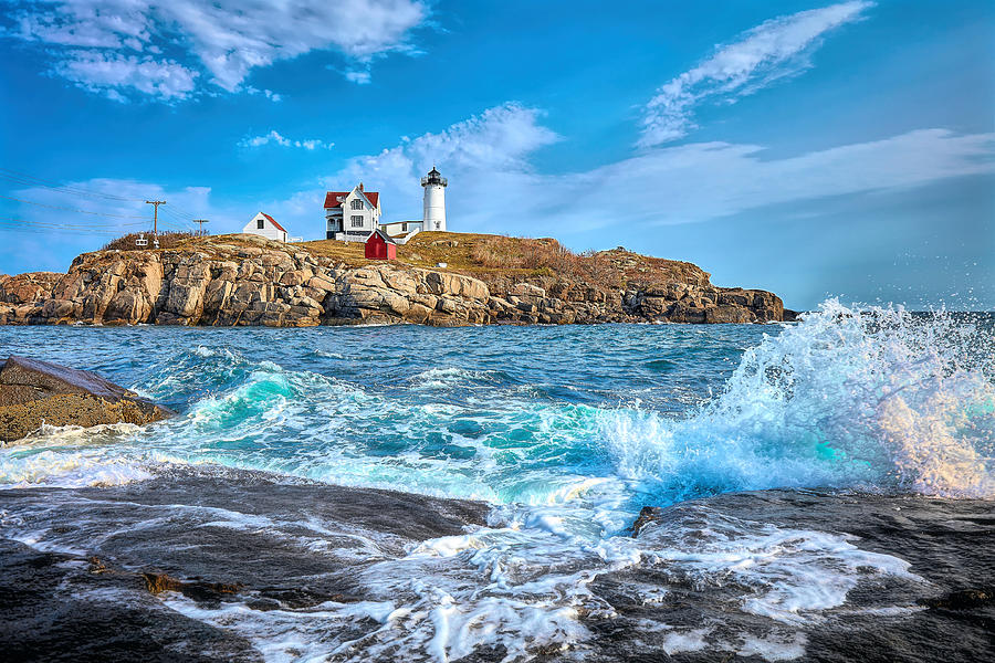 Nubble Light Photograph by Dana Bibeault | Fine Art America