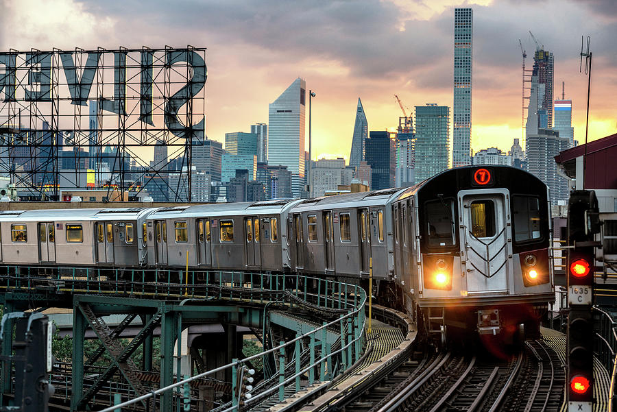 NY CITY - No. 7 Subway Photograph by Philippe HUGONNARD
