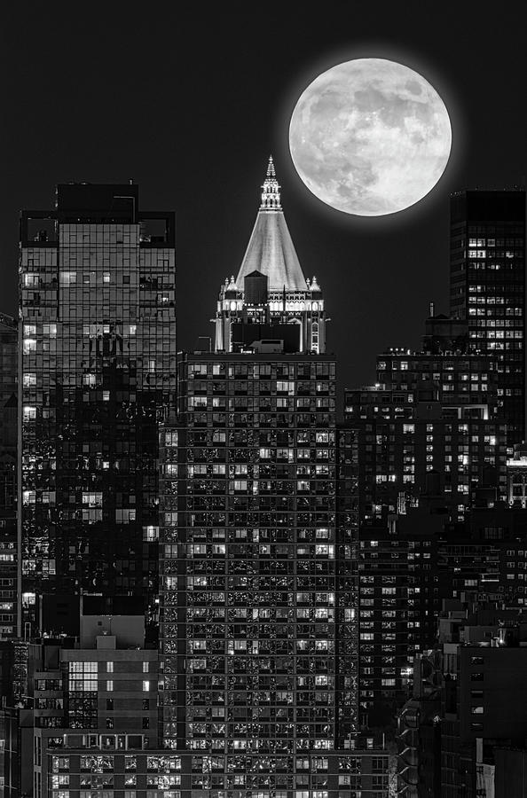 NY Life NYC Full Moon BW Photograph by Susan Candelario