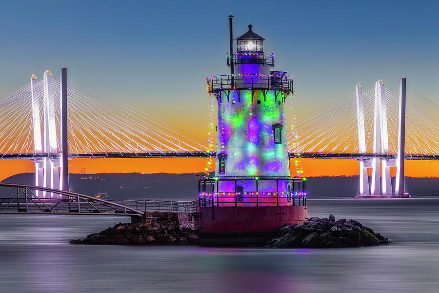 NY Tarrytown Lighthouse  Photograph by Susan Candelario