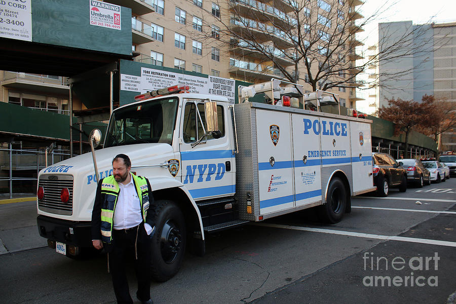Tool Photograph - NYPD Emergency Service Light Truck by Steven Spak