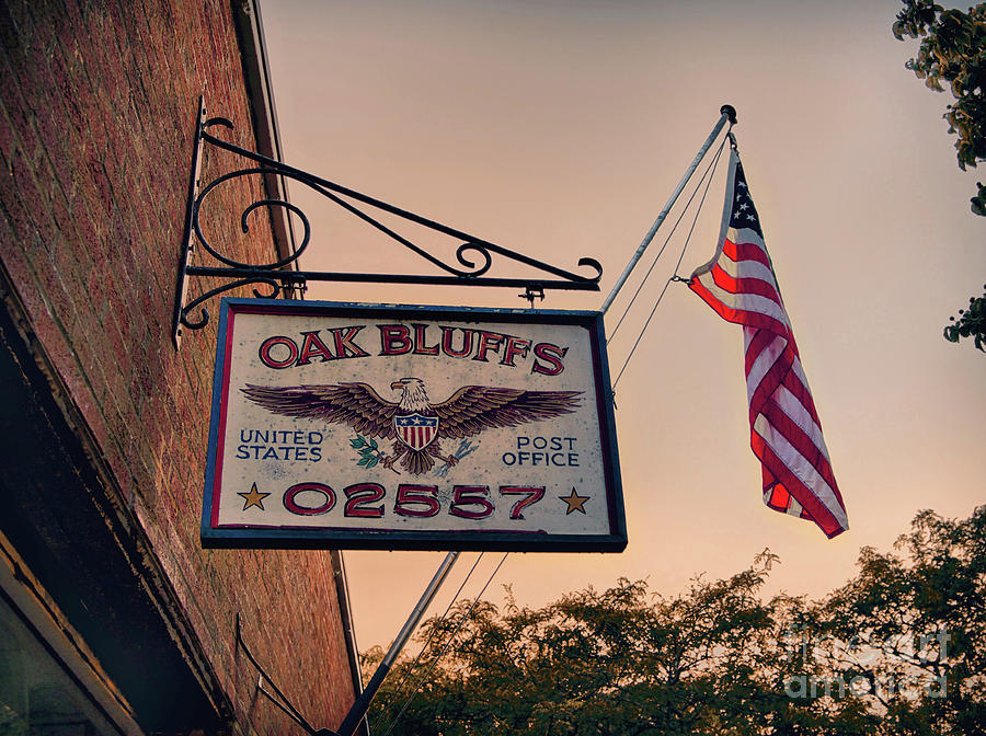 Oak Bluffs 02557 Photograph by Mark Miller