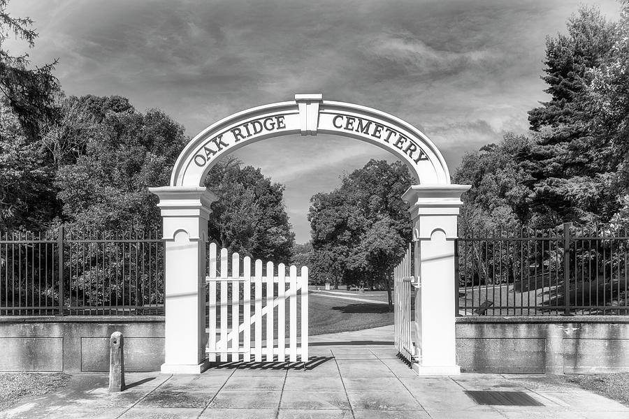 Oak Ridge Cemetery Original Entrance - Springfield, Illinois Photograph by Susan Rissi Tregoning