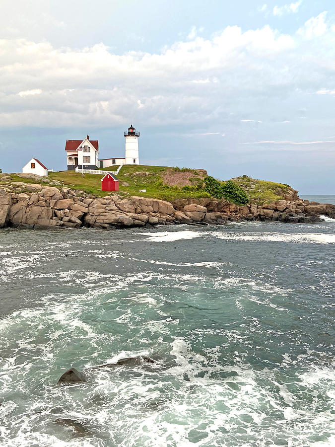 Ocean Waves Nubble Lighthouse Photograph by Lisa Cuipa