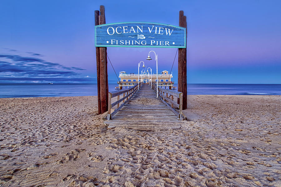 Oceanview Fishing Pier Photograph by Jerry Gammon