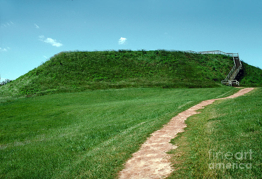 Ocmulgee Mounds National Historical Park 1997 Photograph By Wernher ...