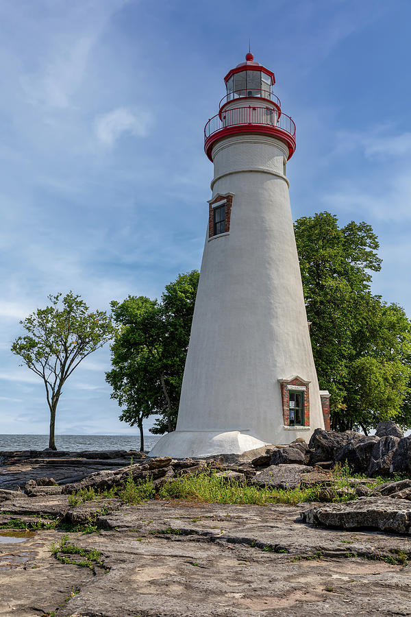 Ohio Lighthouse At Marblehead Photograph by Dale Kincaid