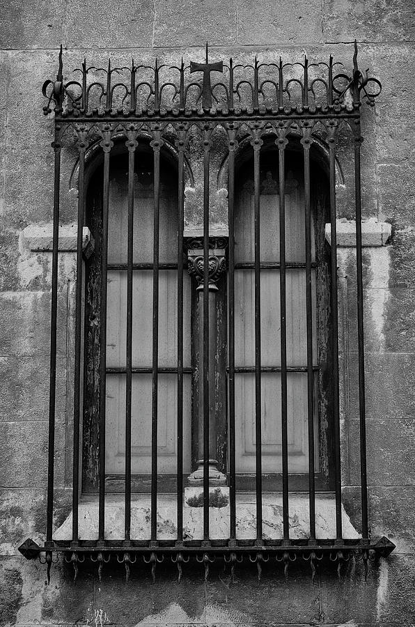 OId window - Girona Photograph by Pablo Lopez